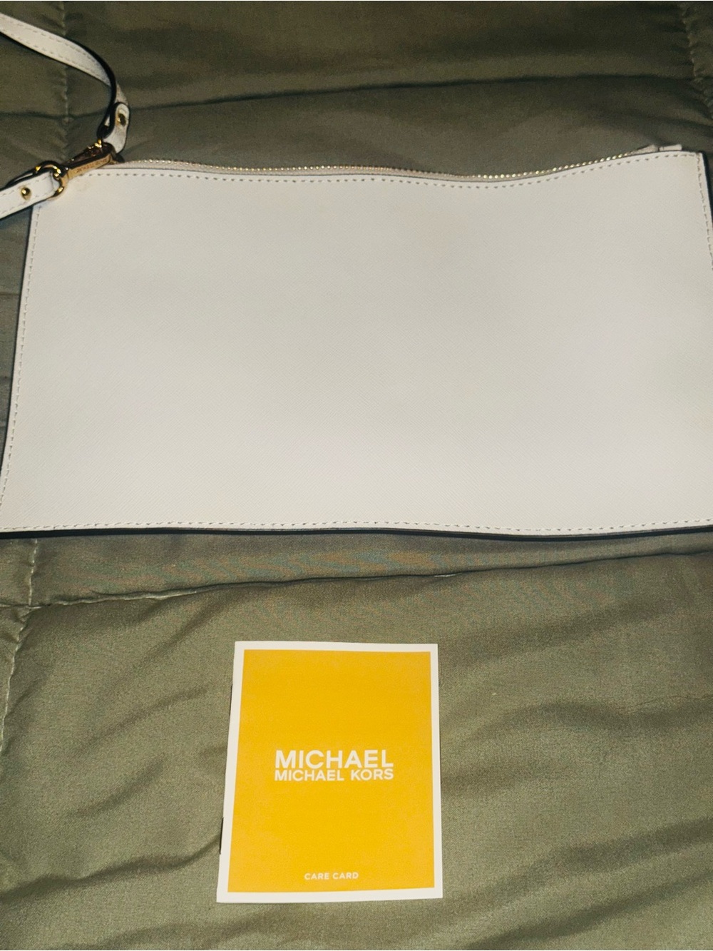 Michael Kors black and white reversible tote w Pouch 35T8GTVT9T NWT - Picture 11 of 16